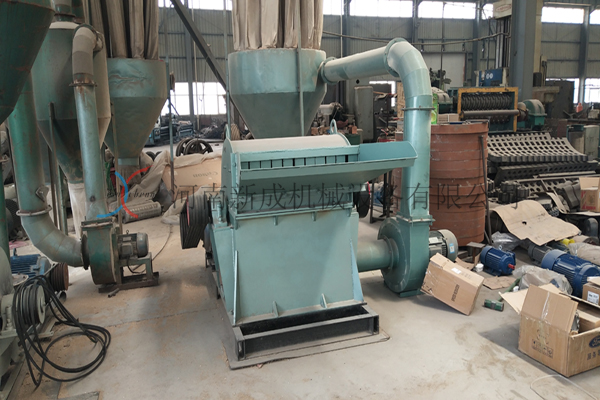 樹(shù)枝粉碎機廠(chǎng)家